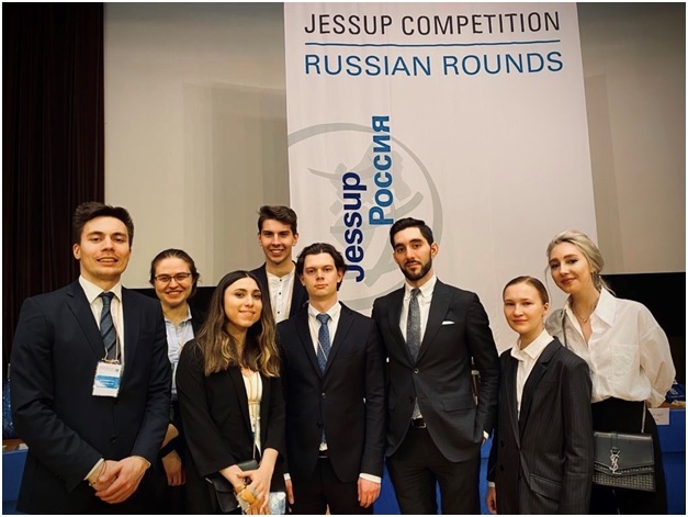 Illustration for news: HSE Law Students Continue to Give Top Performances at International Competitions