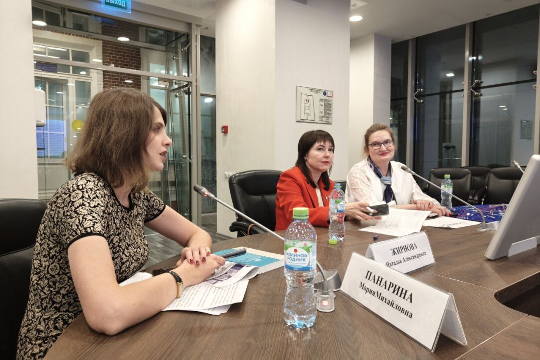 Сотрудники департамента права цифровых технологий и биоправа факультета права обсудили вопросы бережного оборота данных Сотрудники департамента права цифровых технологий и биоправа факультета права обсудили вопросы бережного оборота данных